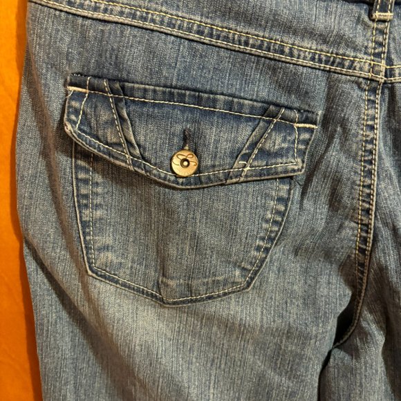 Style&Co Denim Shorts Tummy Control 6 Pocket - Picture 8 of 13